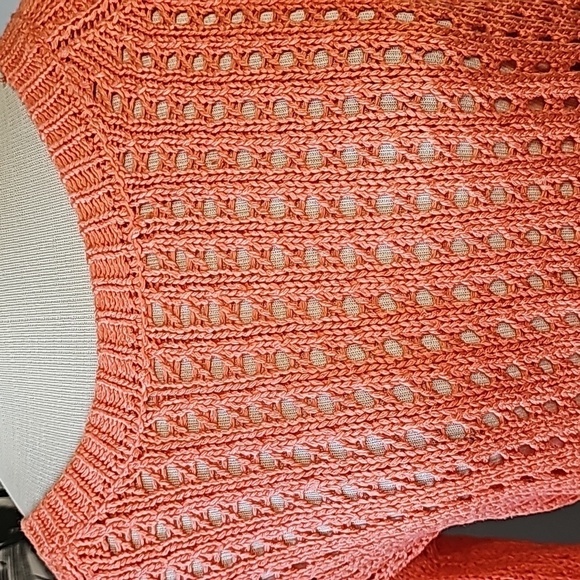 ROCK & REPUBLIC, Coral open knit high low sweater size small. - Picture 2 of 7